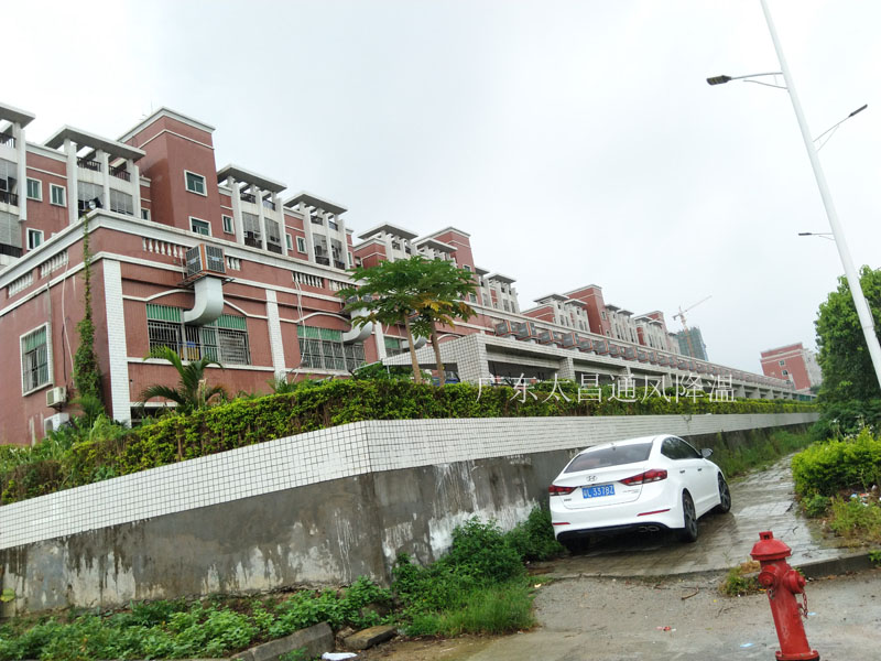 新建厂房的降温设备--润东方环保空调