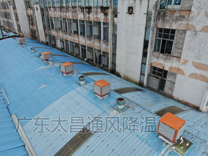 钢结构厂通风降温.jpg